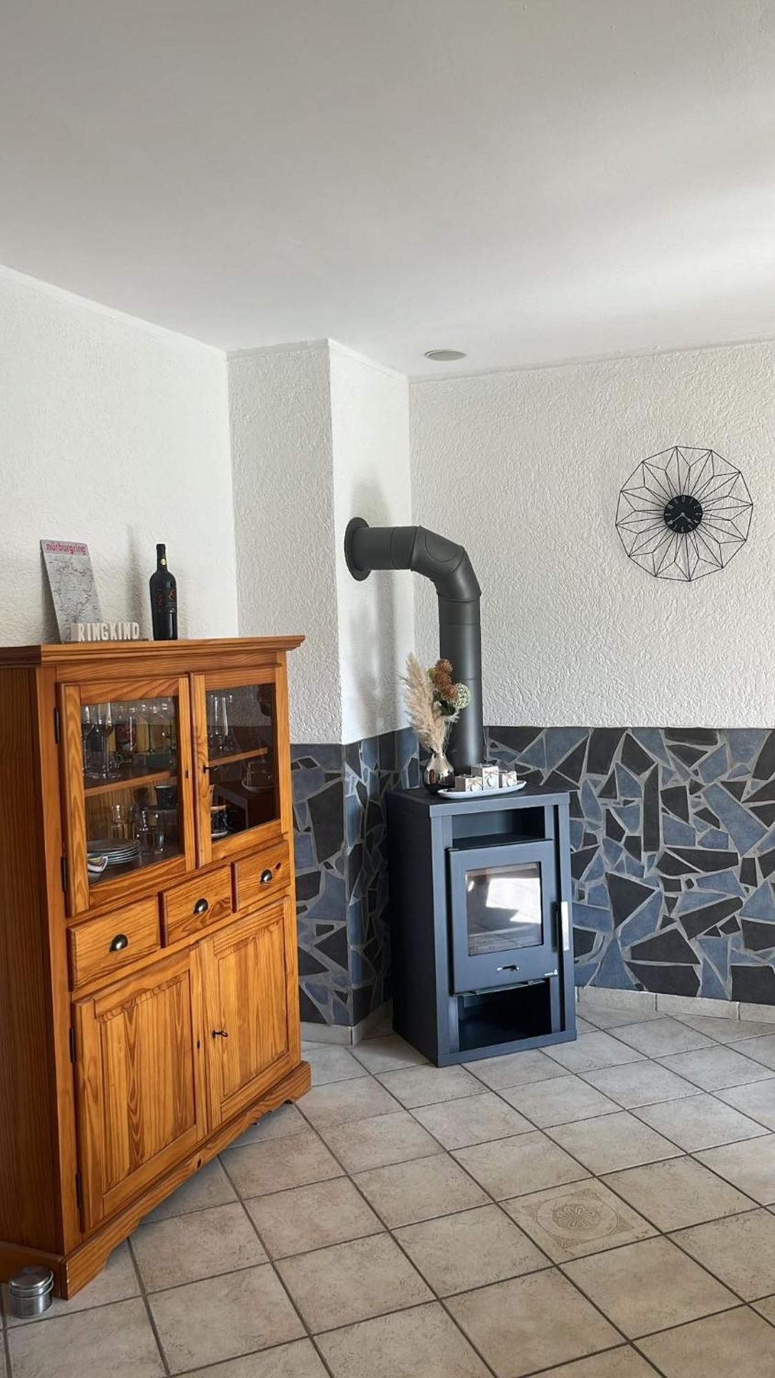 Fewo Hoheeifel, 1 Haus Mit 2 Apartments 5 Schlafzimmer In Kelberg Naehe Nuerburgring Εξωτερικό φωτογραφία